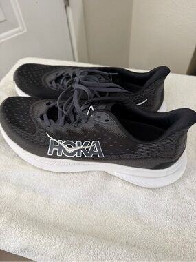 HOKA Mach 6 Running Shoes Men’s Size 11D